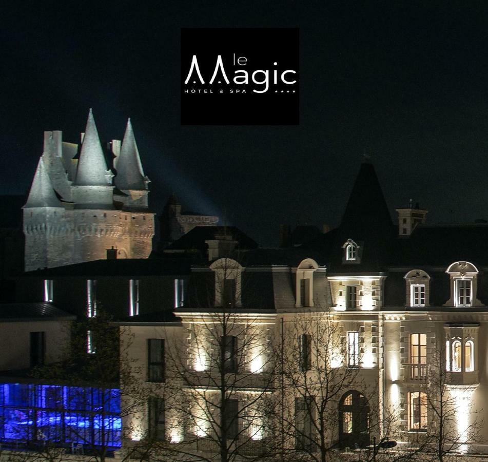 Le Magic Hotel & Spa Vitre  Ngoại thất bức ảnh